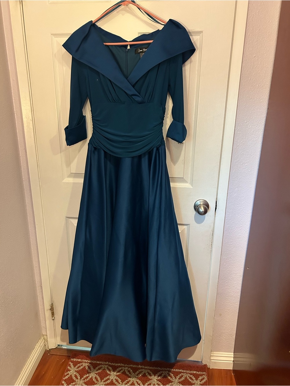 Jessica Howard Deep Teal Satin A-Line Dress with Wide Collar